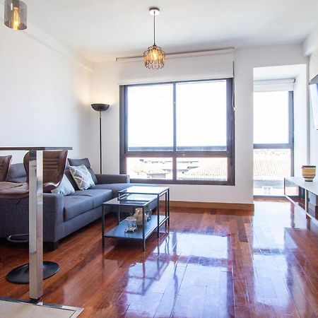 Apartamentos Castilla Luz Business Madrid Exterior photo