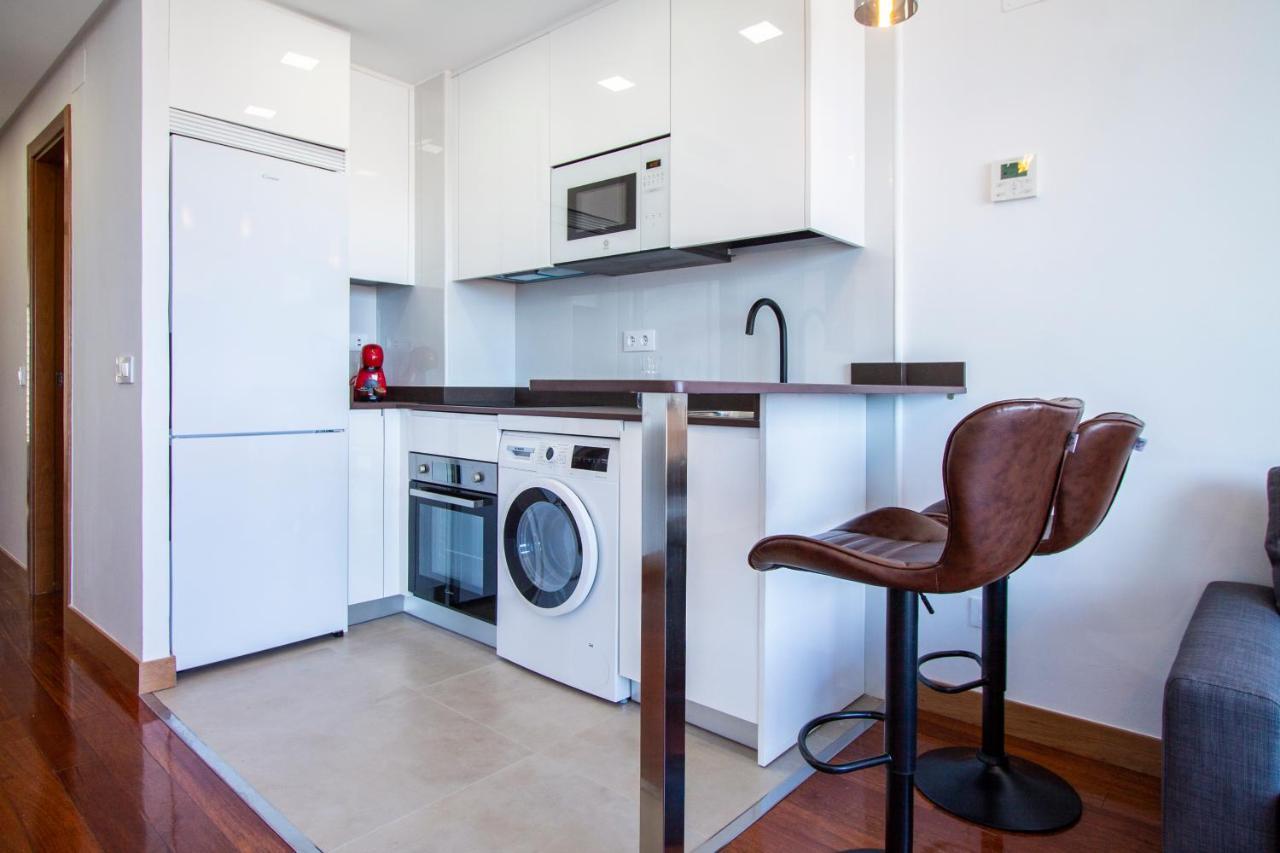 Apartamentos Castilla Luz Business Madrid Exterior photo